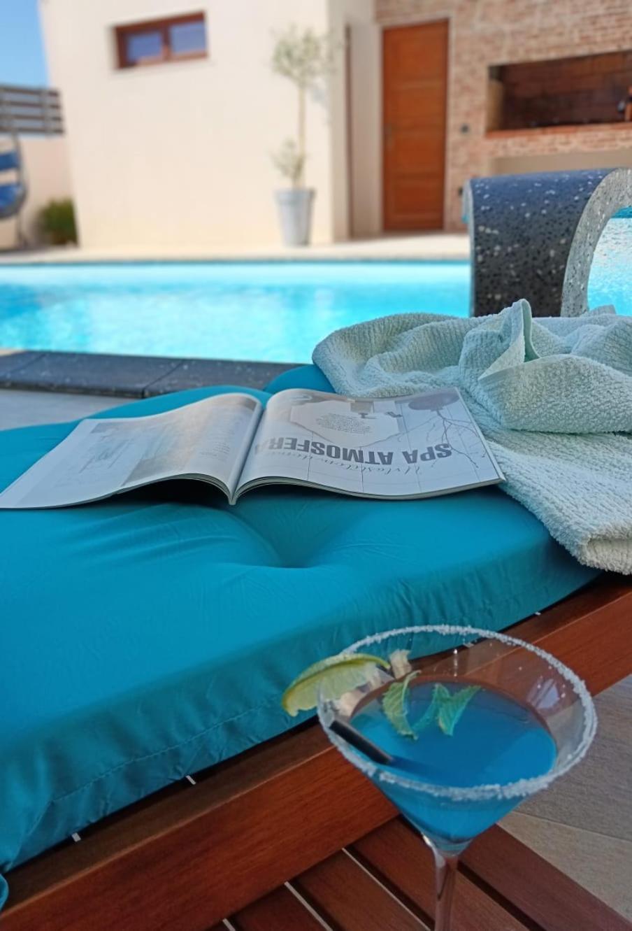 Holiday&Suite Klanac Vir Exterior foto